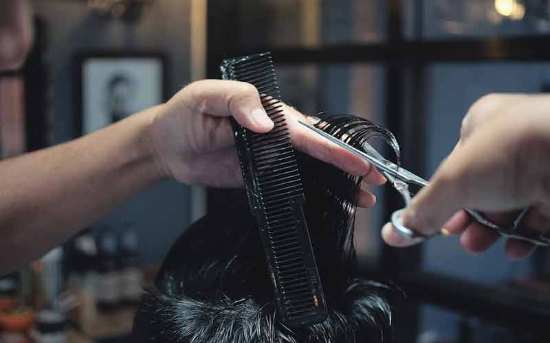 روش های فرکردن موهای مردانه با سشوار
